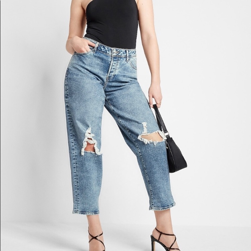 Curvy mid-rise boyfriend jeans